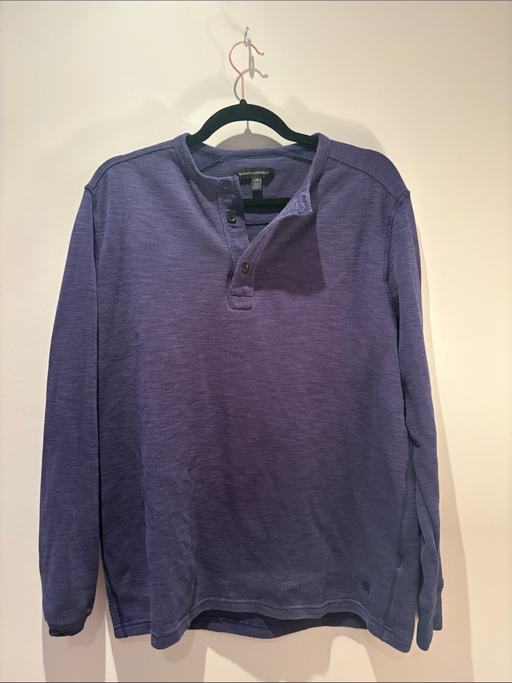 Banana Republic Men’s Purple Henley Long Sleeve Shirt - Deep Plum